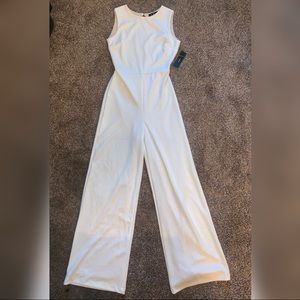 Brand New Lulu’s Woman’s Medium White Jumpsuit